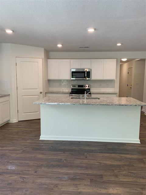 841 Ruby Creek Cv, Memphis, TN 38109 photo 2