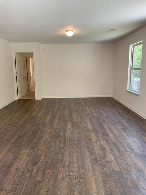 841 Ruby Creek Cv, Memphis, TN 38109 photo 4