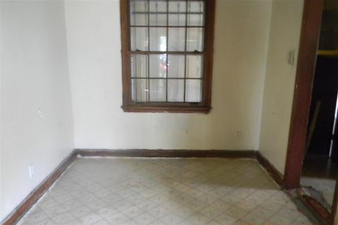 56 E Frank Ave, Memphis, TN 38109 photo 8