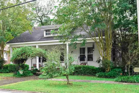 1002 Bunch St, Corinth, MS 38834 photo 1