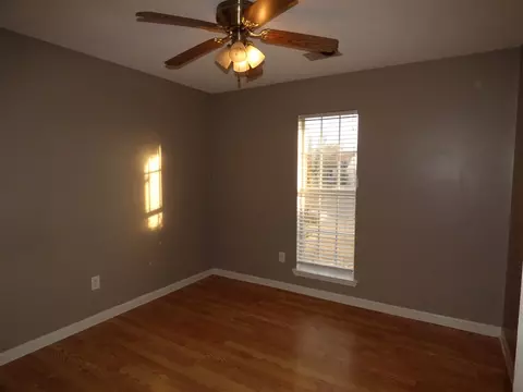 10872 Oak Leaf Dr, Olive Branch, MS 38654 photo 10
