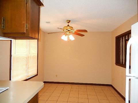 4475 Window Dr, Memphis, TN 38135 photo 8