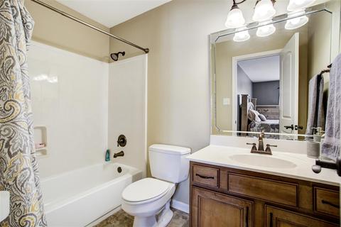1025 E Old Hearthstone Cir E, Collierville, TN 38017 photo 18