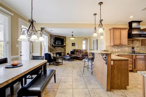 1025 E Old Hearthstone Cir E, Collierville, TN 38017 photo 7