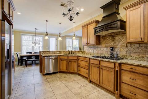 1025 E Old Hearthstone Cir E, Collierville, TN 38017 photo 9