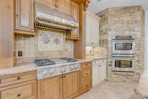 1065 E Old Hearthstone Cir, Collierville, TN 38017 photo 12
