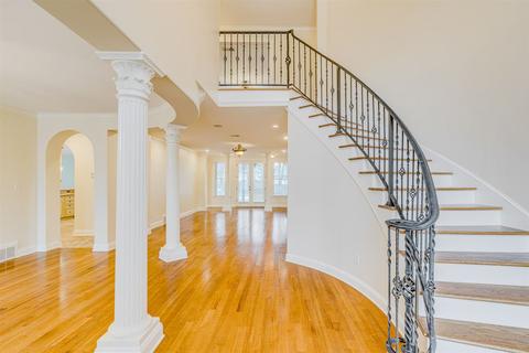 1065 E Old Hearthstone Cir, Collierville, TN 38017 photo 6