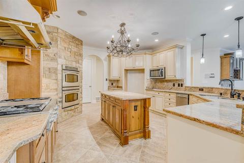 1065 E Old Hearthstone Cir, Collierville, TN 38017 photo 11