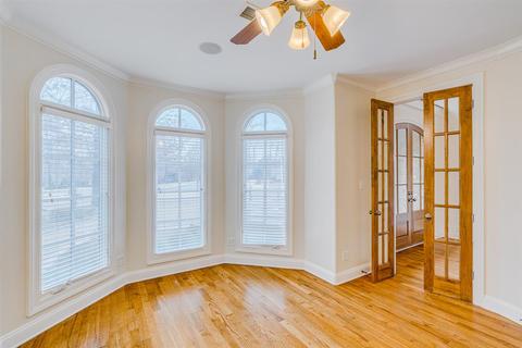 1065 E Old Hearthstone Cir, Collierville, TN 38017 photo 9