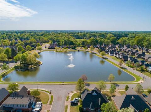 1354 Raindrop Dr, Collierville, TN 38017 photo 3