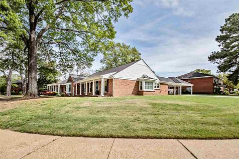 854 Reddoch St, Memphis, TN 38120 photo 2