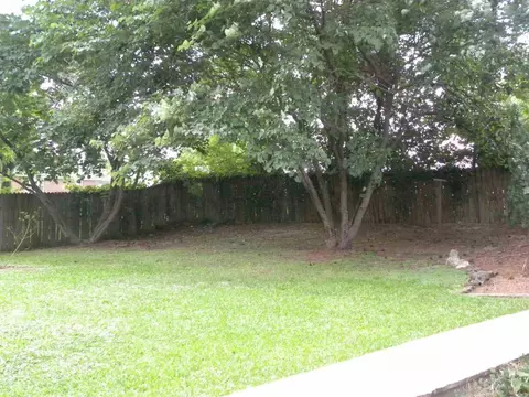 112 E Melody Ln, Corinth, MS 38834 photo 3
