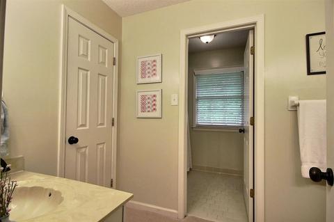 1010 W Tree Dr, Collierville, TN 38017 photo 17