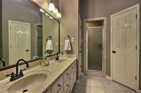 1010 W Tree Dr, Collierville, TN 38017 photo 11