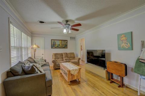 1387 Dearing Rd, Memphis, TN 38117 photo 4
