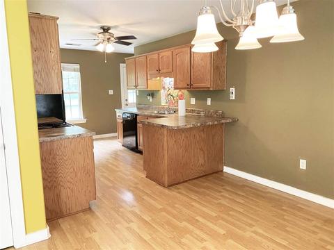 73 E White Rd, Collierville, TN 38017 photo 3