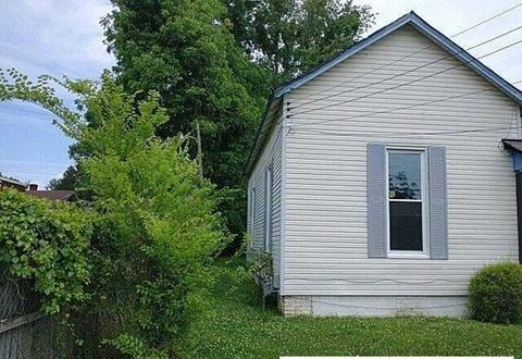 411 E Deaderick St, Jackson, TN 38301 photo 2