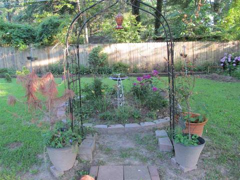 4557 E Dearing Rd, Memphis, TN 38117 photo 22