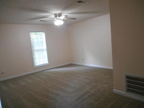 828 Douglas St, Covington, TN 38019 photo 6
