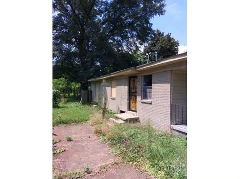 701 E Trigg Ave, Memphis, TN 38106 photo 2