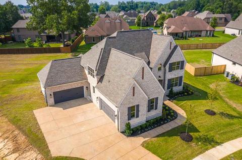 712 E Cypress View Cir, Collierville, TN 38017 photo 2