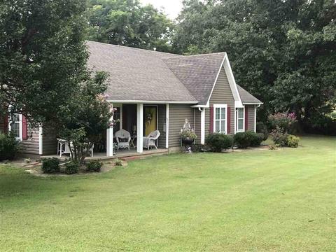 1610 Murphy Ave, Covington, TN 38019 photo 1