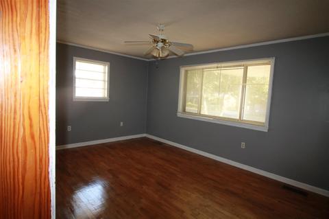 536 James St, Covington, TN 38019 photo 9
