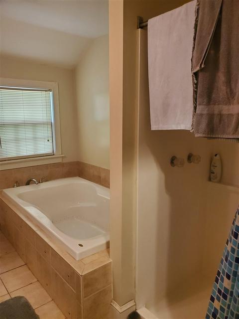 437 N Maple St, Covington, TN 38019 photo 9