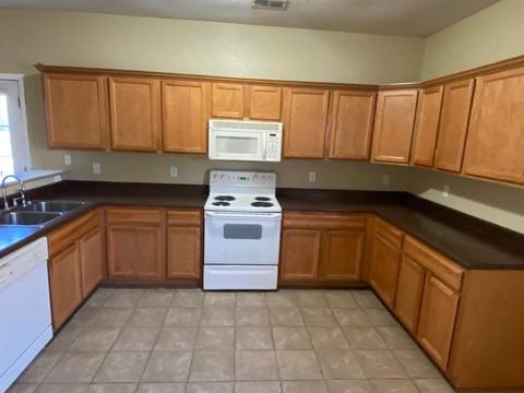 930 Ruby Creek Cv, Memphis, TN 38109 photo 6