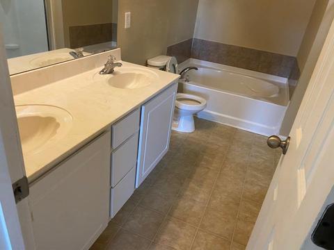 930 Ruby Creek Cv, Memphis, TN 38109 photo 16