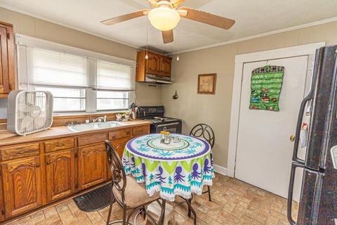 105 Noel St, Corinth, MS 38835 photo 3