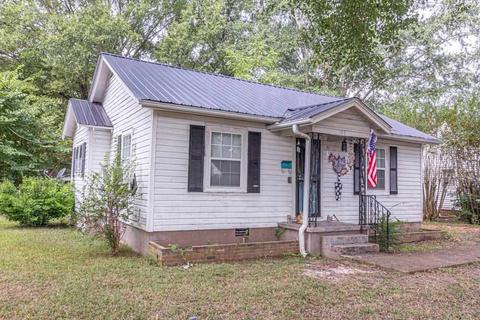 105 Noel St, Corinth, MS 38835 photo 1