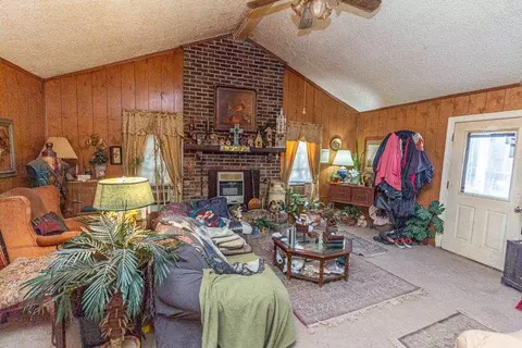 2406 Proper St, Corinth, MS 38835 photo 3