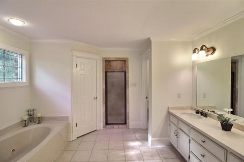 1025 W Tree Dr, Collierville, TN 38017 photo 12