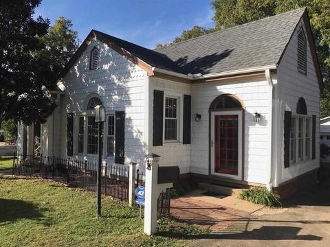 411 Wisdom St, Jackson, TN 38301 photo 1