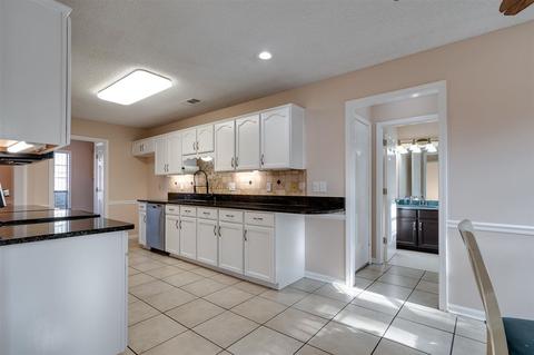 6417 Eagle Valley Cv, Bartlett, TN 38135 photo 9