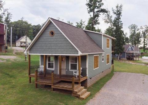 125 Bogey Loop, Counce, TN 38326 photo 1