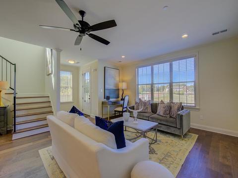 893 Ufton Dr, Collierville, TN 38017 photo 4