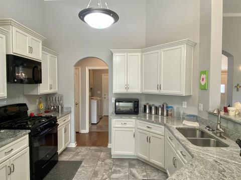 7883 Pips Ridge Ln, Bartlett, TN 38133 photo 4