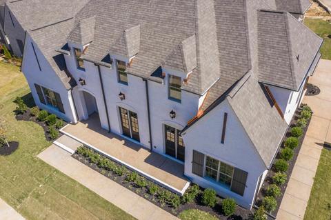 680 Cypress View Cir E, Collierville, TN 38017 photo 2