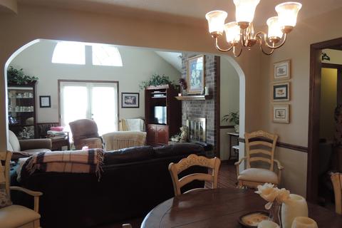 349 E White Rd, Collierville, TN 38017 photo 7