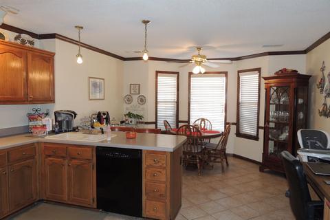 349 E White Rd, Collierville, TN 38017 photo 10