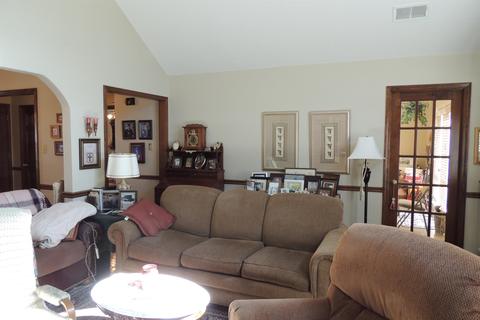 349 E White Rd, Collierville, TN 38017 photo 8