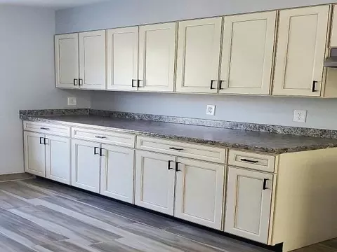 3060 Beechrun Dr, Memphis, TN 38128 photo 9