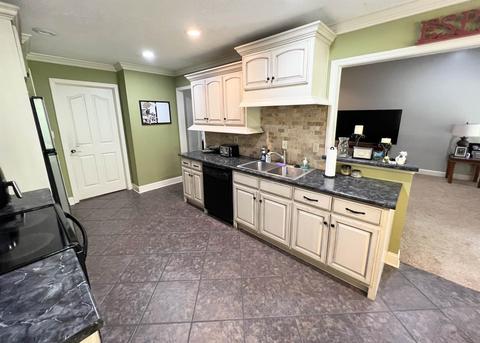 60 Edgewater Cv, Jackson, TN 38305 photo 3