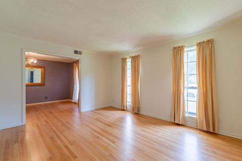 3136 E Raines Rd, Memphis, TN 38118 photo 6