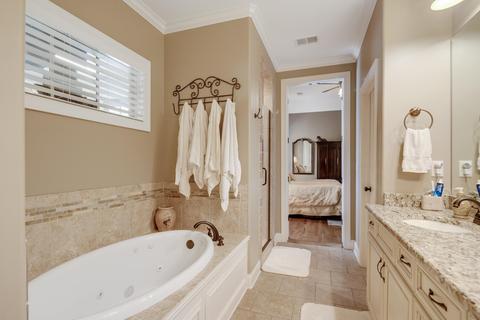 427 Tarren Mill Cir E, Collierville, TN 38017 photo 13