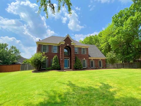 681 Crestover Dr, Collierville, TN 38017 photo 1