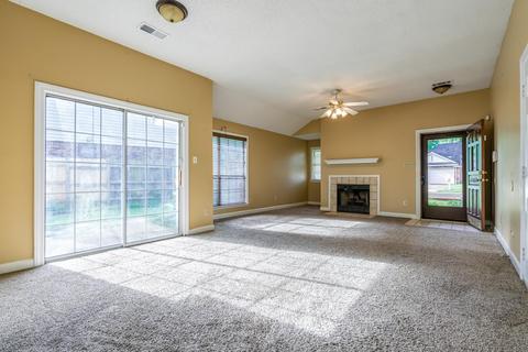 5522 Pine Oak Ln, Bartlett, TN 38135 photo 2