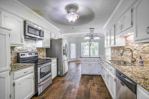 3857 Oak Forest Dr, Bartlett, TN 38135 photo 2
